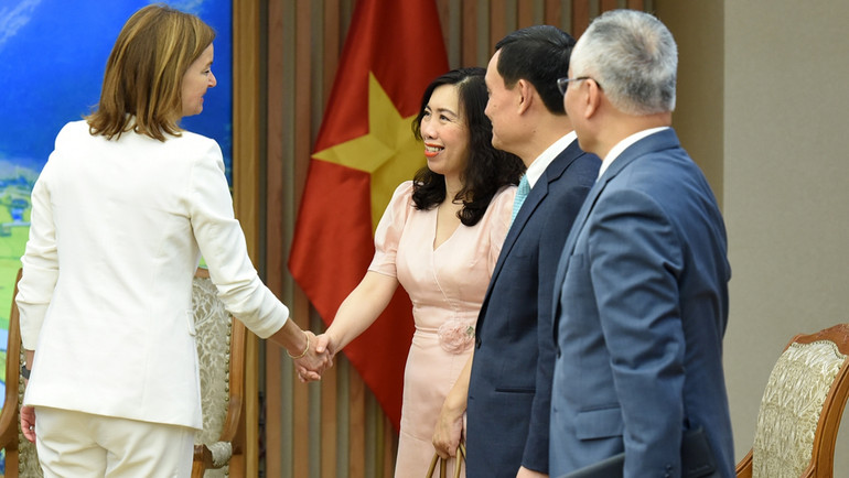 Phó Thủ tướng, Bộ trưởng Ngoại giao và Các vấn đề châu Âu Tanja Fajon khẳng định với nền tảng quan hệ hữu nghị truyền thống tốt đẹp, Slovenia mong muốn làm sâu sắc hơn quan hệ với Việt Nam trên các lĩnh vực...