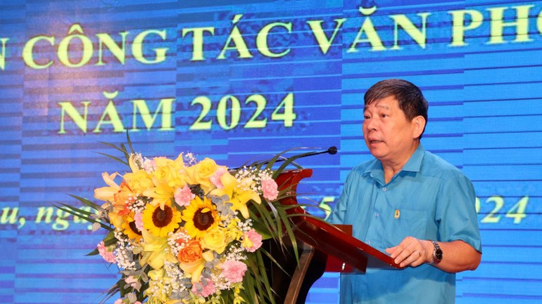 Đồng chí Nguyễn Văn Đông, Ủy viên Ban Chấp hành Tổng Liên đoàn, Phó Chủ tịch Công đoàn Viên chức Việt Nam.