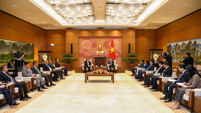 Quang cảnh buổi tiếp Đoàn Ủy ban Hợp tác Liên nghị viện, Hạ viện Indonesia tại Nhà Quốc hội. (Ảnh: DUY LINH)