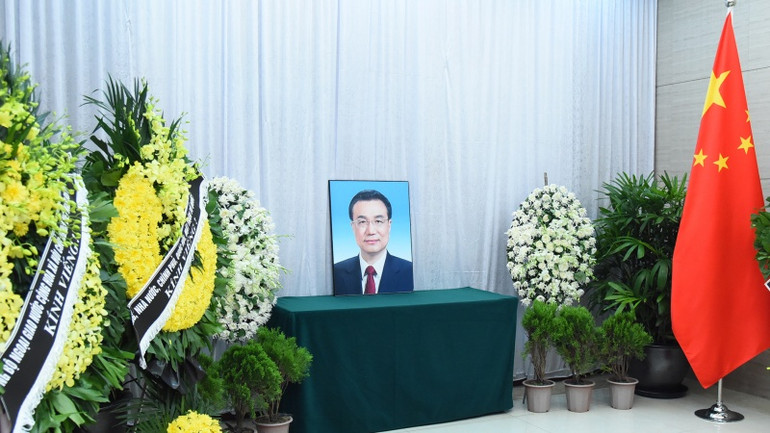 Đồng chí Lý Khắc Cường, nguyên Ủy viên Thường vụ Bộ Chính trị Trung ương Đảng Cộng sản Trung Quốc, nguyên Thủ tướng Quốc vụ viện nước Cộng hòa nhân dân Trung Hoa từ trần.