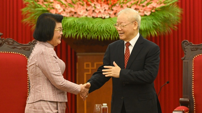 Tổng Bí thư Nguyễn Phú Trọng chào mừng Chủ tịch Quốc hội Campuchia Samdech Khuon Sudary thăm chính thức Việt Nam.