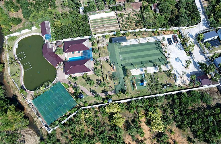 Khu nghỉ dưỡng homestay của bà Trần Thị Kim Thắng tại tổ 1, phường Mỹ Lâm vi phạm nhiều quy định trong xây dựng và sử dụng đất.