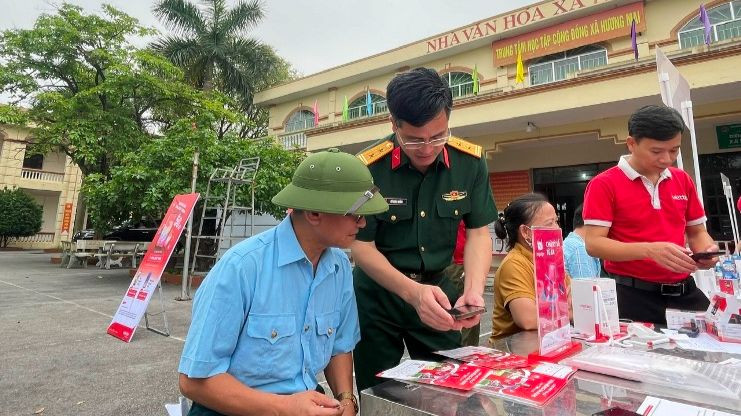 Viettel Bắc Giang tiên phong trong lĩnh vực chuyển đổi số về giải quyết thủ tục hành chính.
