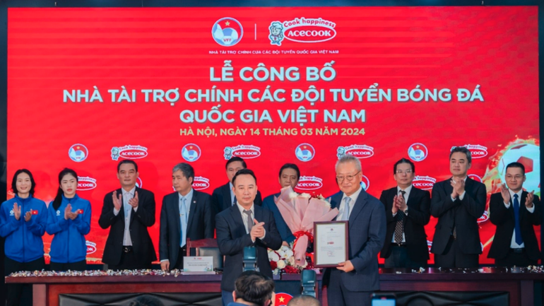 Lễ công bố Acecook Việt Nam là nhà tài trợ chính của các đội tuyển bóng đá quốc gia Việt Nam giai đoạn 2024-2027. (Nguồn: Acecook Việt Nam) Lễ công bố Acecook Việt Nam là nhà tài trợ chính của các đội tuyển bóng đá quốc gia Việt Nam giai đoạn 2024-2027. (Nguồn: Acecook Việt Nam)