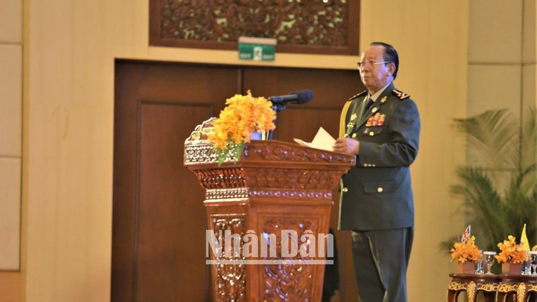 Phó Thủ tướng, Bộ trưởng Quốc phòng Campuchia Samdech Tea Banh phát biểu khai mạc Hội nghị ADMM+ lần thứ 9.