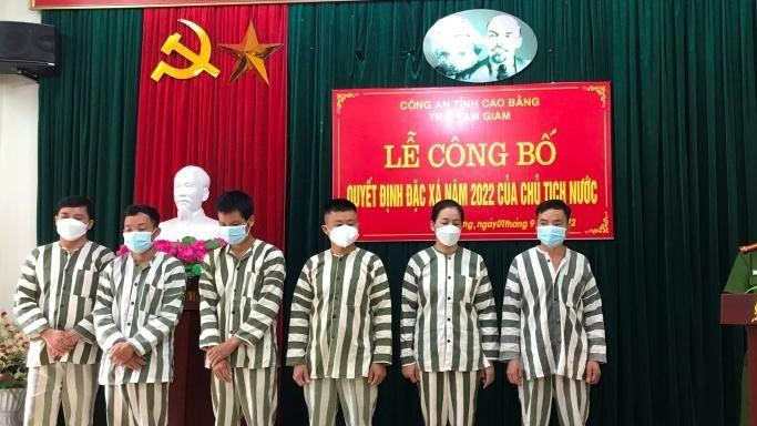 Trại Tạm giam, Công an tỉnh Cao Bằng tổ chức công bố quyết định đặc xá của Chủ tịch nước đối với 6 phạm nhân.
