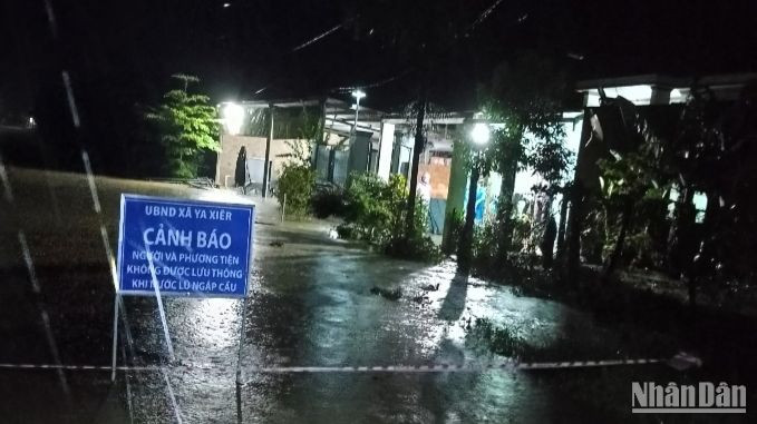 Cảnh báo nguy hiểm cho người dân.