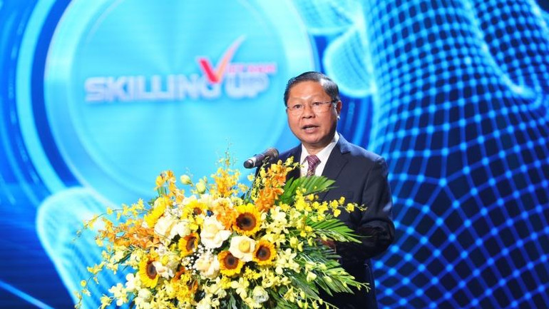 Thứ trưởng Lao động-Thương binh và Xã hội Lê Tấn Dũng phát biểu tại lễ kỷ niệm.