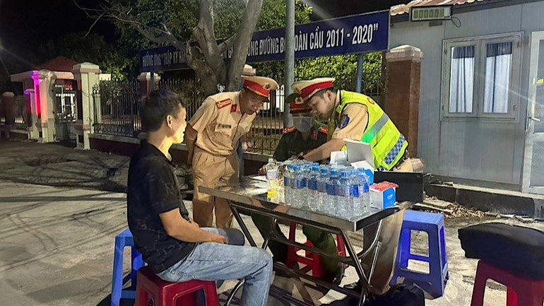 Phát hiện nhanh tài xế dương tính với ma túy.