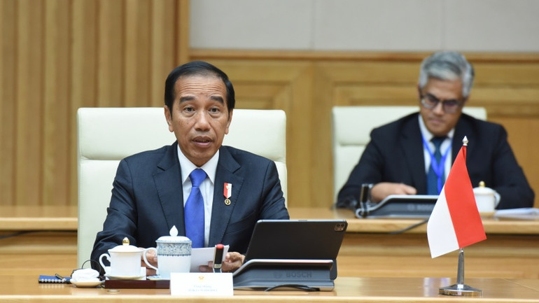 Tổng thống Indonesia Joko Widodo phát biểu tại buổi hội kiến. Tổng thống Indonesia Joko Widodo phát biểu tại buổi hội kiến.