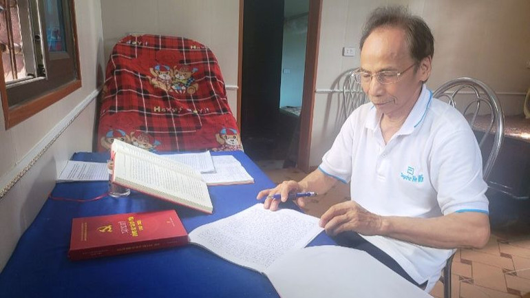 Ông Nguyễn Văn An dành nhiều công sức, tâm huyết học tập, nghiên cứu tác phẩm của đồng chí Tổng Bí thư Nguyễn Phú Trọng. Ông Nguyễn Văn An dành nhiều công sức, tâm huyết học tập, nghiên cứu tác phẩm của đồng chí Tổng Bí thư Nguyễn Phú Trọng.