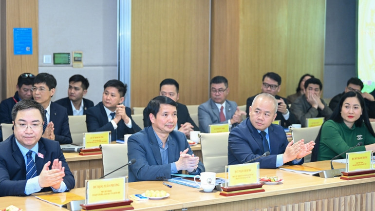 Các đại biểu dự buổi làm việc. (Ảnh: Duy Linh)