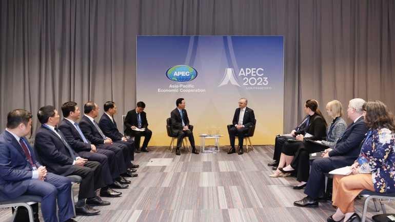 Chủ tịch nước Võ Văn Thưởng gặp Thủ tướng Australia Anthony Albanese. (Ảnh: Thống Nhất/TTXVN)