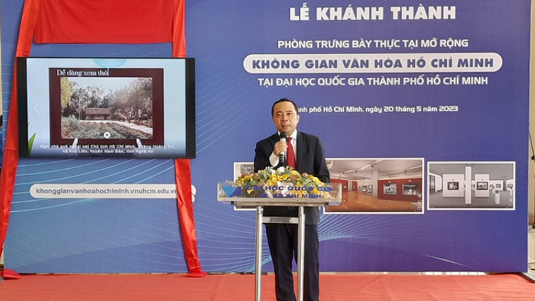 Phó Giáo sư, Tiến sĩ Vũ Hải Quân, Giám đốc Đại học Quốc gia Thành phố Hồ Chí Minh phát biểu tại lễ khánh thành.