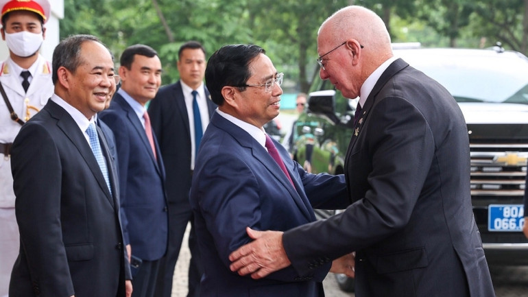 Thủ tướng Phạm Minh Chính đón Toàn quyền Australia David Hurley. Thủ tướng Phạm Minh Chính đón Toàn quyền Australia David Hurley.