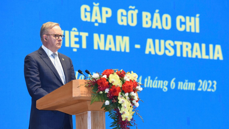 Thủ tướng Australia Anthony Albanese phát biểu tại buổi gặp gỡ báo chí. Thủ tướng Australia Anthony Albanese phát biểu tại buổi gặp gỡ báo chí.