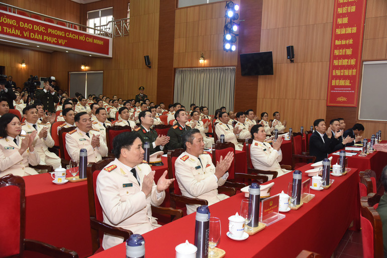 Quang cảnh chuyến thăm. (Ảnh: Trần Hải)