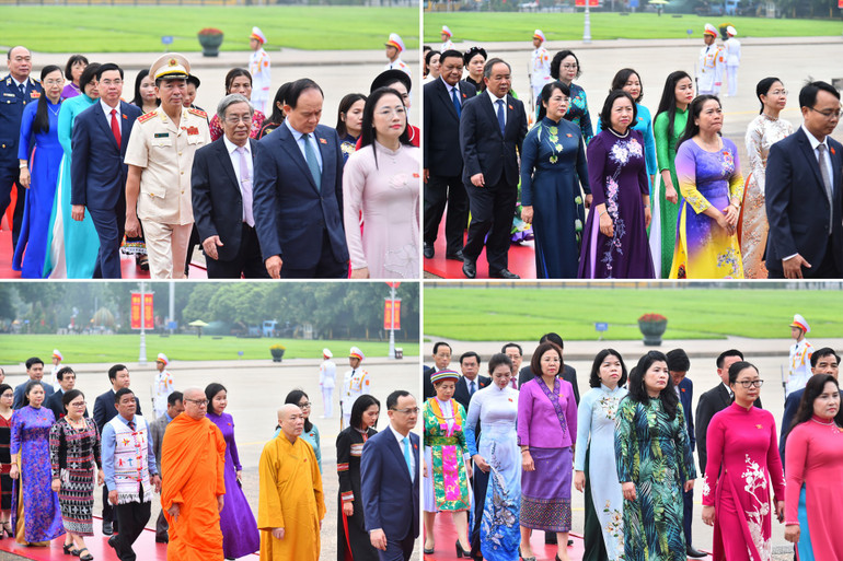 Đại biểu Quốc hội các tỉnh, thành phố vào Lăng viếng Chủ tịch Hồ Chí Minh trước lễ khai mạc Kỳ họp thứ 7, Quốc hội khóa XV.