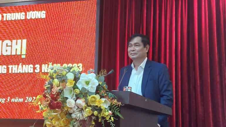 Đồng chí Phan Xuân Thủy, Phó Trưởng ban Tuyên giáo Trung ương phát biểu kết luận Hội nghị, định hướng tuyên truyền. Đồng chí Phan Xuân Thủy, Phó Trưởng ban Tuyên giáo Trung ương phát biểu kết luận Hội nghị, định hướng tuyên truyền.