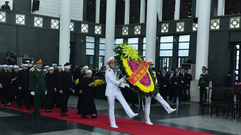 Toàn cảnh Lễ viếng Tổng Bí thư Nguyễn Phú Trọng: Trang nghiêm và xúc động ảnh 46