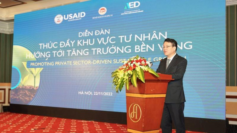 Thứ trưởng Khoa học và Đầu tư Trần Quốc Phương phát biểu tại Diễn đàn.