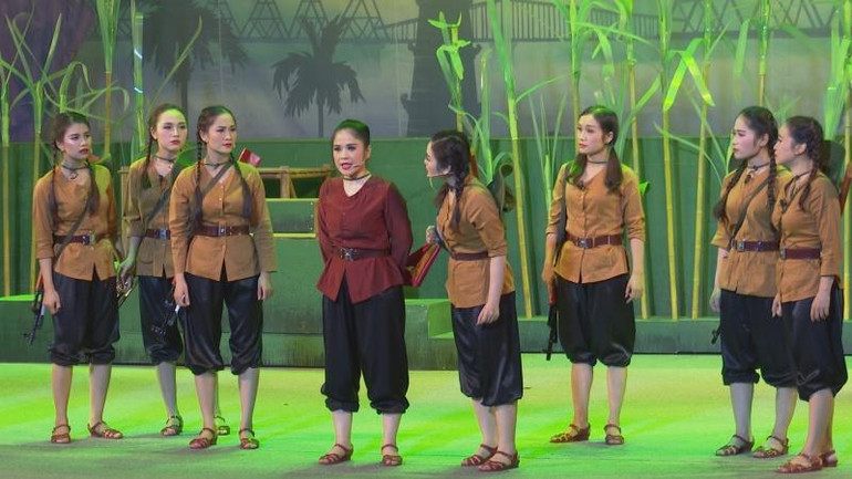 Tiết mục biểu diễn của Trung tâm Văn hóa nghệ thuật tỉnh Hà Nam tại Liên hoan Chèo toàn quốc năm 2022. Tiết mục biểu diễn của Trung tâm Văn hóa nghệ thuật tỉnh Hà Nam tại Liên hoan Chèo toàn quốc năm 2022.