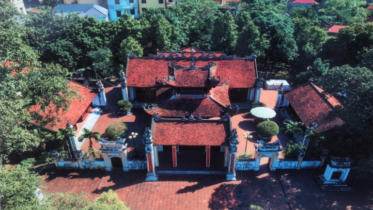 Không gian rộng lớn cùng kiến trúc truyền thống độc đáo của Đình (Đền) Nội Bình Đà.