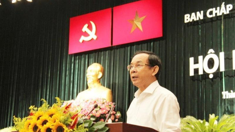 Đồng chí Nguyễn Văn Nên, Ủy viên Bộ Chính trị, Bí thư Thành ủy Thành phố Hồ Chí Minh, phát biểu tại Hội nghị.