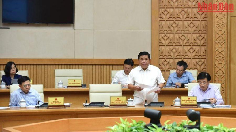 Bộ trưởng Kế hoạch và Đầu tư Nguyễn Chí Dũng phát biểu. (Ảnh: TRẦN HẢI)