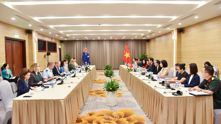 Quang cảnh Đối thoại Chiến lược Ngoại giao - Quốc phòng Việt Nam-Australia lần thứ 9. Quang cảnh Đối thoại Chiến lược Ngoại giao - Quốc phòng Việt Nam-Australia lần thứ 9.