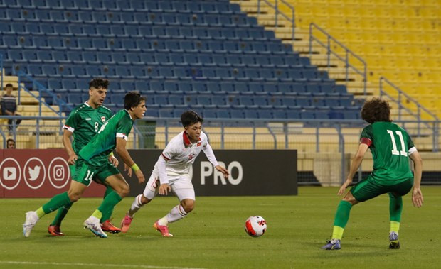 U23 Việt Nam thua U23 Iraq vì phải chơi thiếu người từ hiệp một. (Ảnh: VFF)