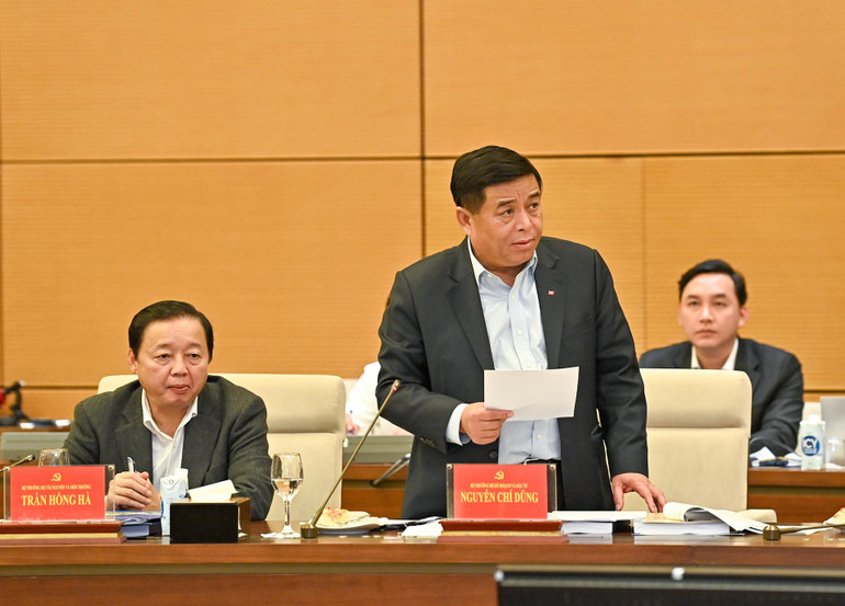 Bộ trưởng Kế hoạch và Đầu tư Nguyễn Chí Dũng phát biểu tại buổi làm việc.