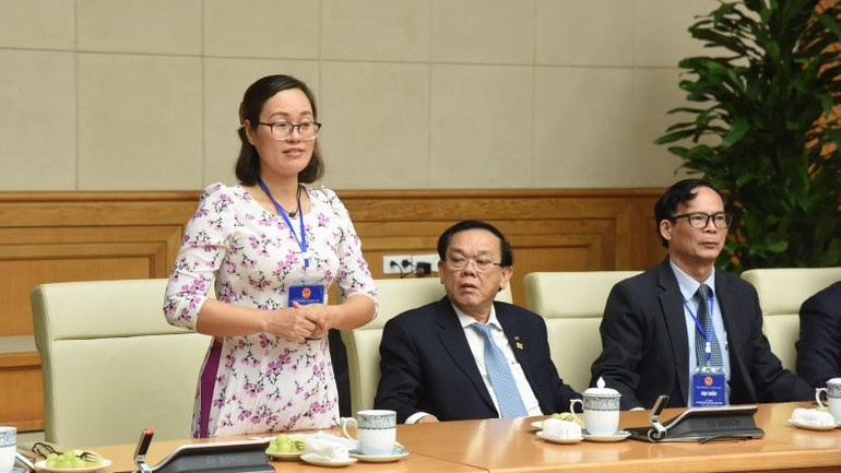 Đại biểu phát biểu ý kiến tại buổi gặp mặt. (Ảnh: Trần Hải) Đại biểu phát biểu ý kiến tại buổi gặp mặt. (Ảnh: Trần Hải)