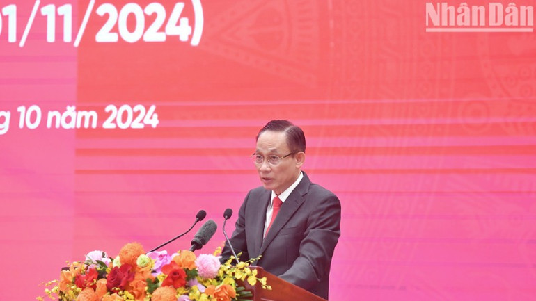 Đồng chí Lê Hoài Trung, Bí thư Trung ương Đảng, Trưởng Ban Đối ngoại Trung ương phát biểu tại Lễ kỷ niệm. (Ảnh: Đăng Khoa)