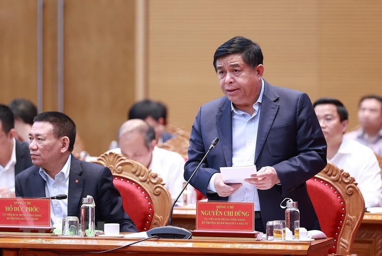 Bộ trưởng Kế hoạch và Đầu tư Nguyễn Chí Dũng phát biểu. (Ảnh: Dương Giang/TTXVN)