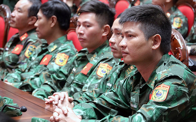 Các sĩ quan, chiến sĩ thành viên Đoàn công tác Quân đội nhân dân Việt Nam tại Thổ Nhĩ Kỳ dự buổi lễ.