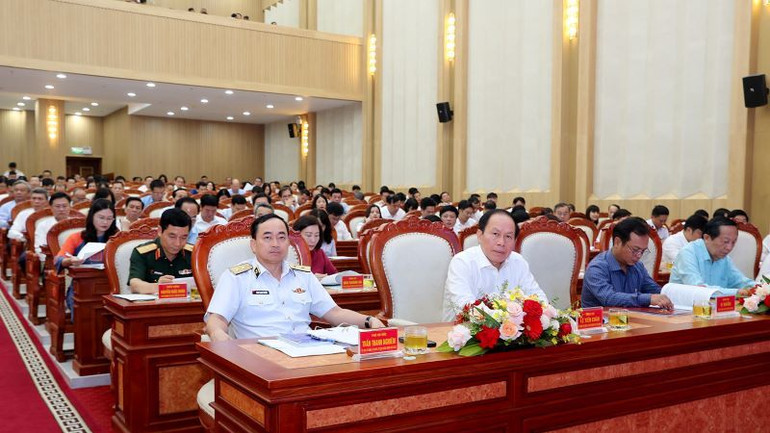 Các đại biểu dự Hội nghị. Các đại biểu dự Hội nghị.