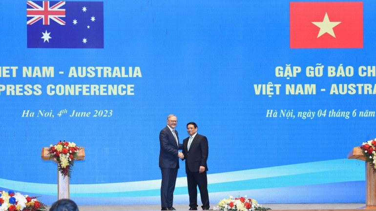 Thủ tướng Phạm Minh Chính và Thủ tướng Australia Anthony Albanese sau buổi gặp gỡ báo chí trong nước và quốc tế. Thủ tướng Phạm Minh Chính và Thủ tướng Australia Anthony Albanese sau buổi gặp gỡ báo chí trong nước và quốc tế.