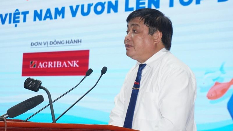 Tổng Biên tập Báo Tuổi Trẻ Lê Thế Chữ cho rằng: "truyền thông đóng vai trò quan trọng trong phát triển thủy sản Việt Nam". Tổng Biên tập Báo Tuổi Trẻ Lê Thế Chữ cho rằng: "truyền thông đóng vai trò quan trọng trong phát triển thủy sản Việt Nam".