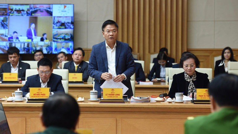 Bộ trưởng Tư pháp Lê Thành Long phát biểu.