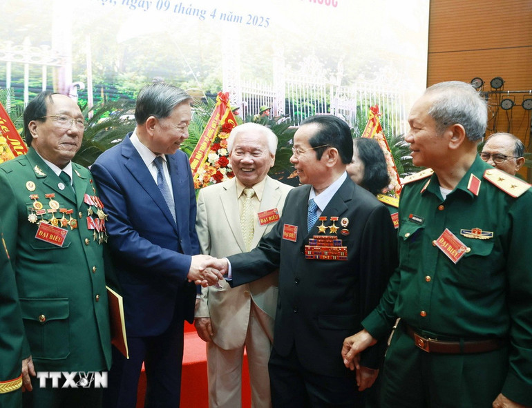 Tổng Bí thư Tô Lâm và các đại biểu.