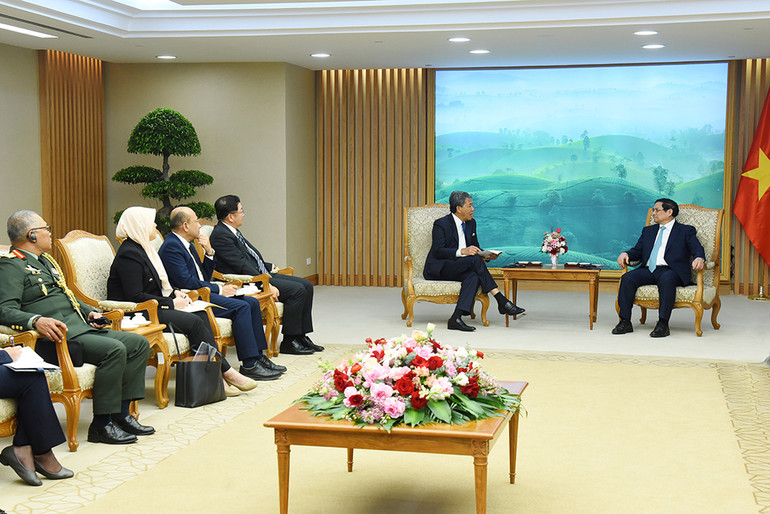 [Ảnh] Thủ tướng Phạm Minh Chính tiếp Bộ trưởng Quốc phòng Malaysia ảnh 6