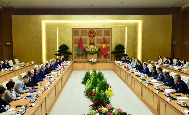 [Ảnh] Thủ tướng Phạm Minh Chính chủ trì Lễ đón Thủ tướng Cộng hòa Belarus Roman Golovchenko ảnh 10