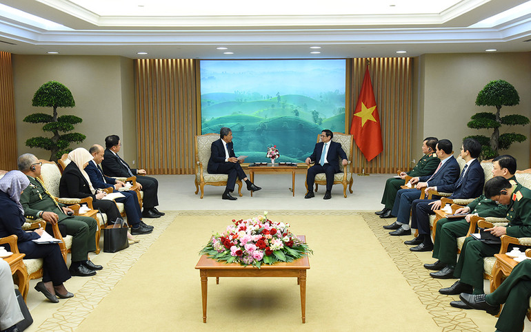 [Ảnh] Thủ tướng Phạm Minh Chính tiếp Bộ trưởng Quốc phòng Malaysia ảnh 4