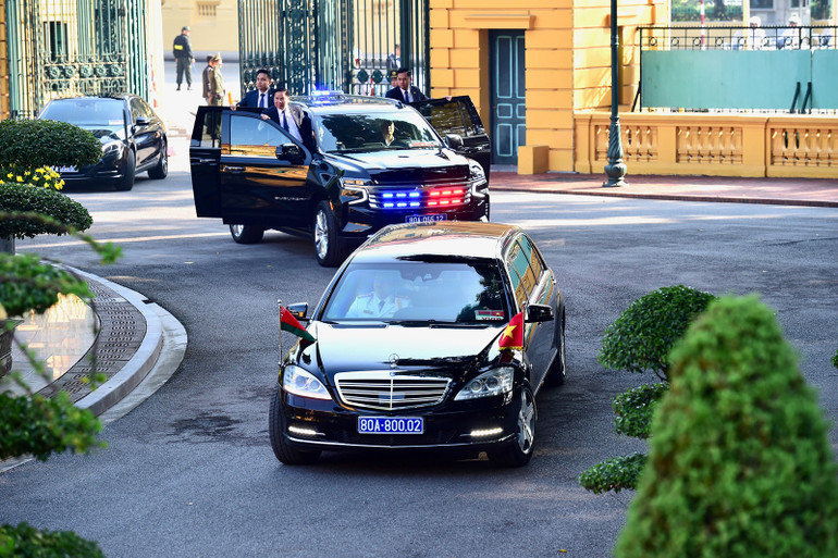 [Ảnh] Thủ tướng Phạm Minh Chính chủ trì Lễ đón Thủ tướng Cộng hòa Belarus Roman Golovchenko ảnh 2