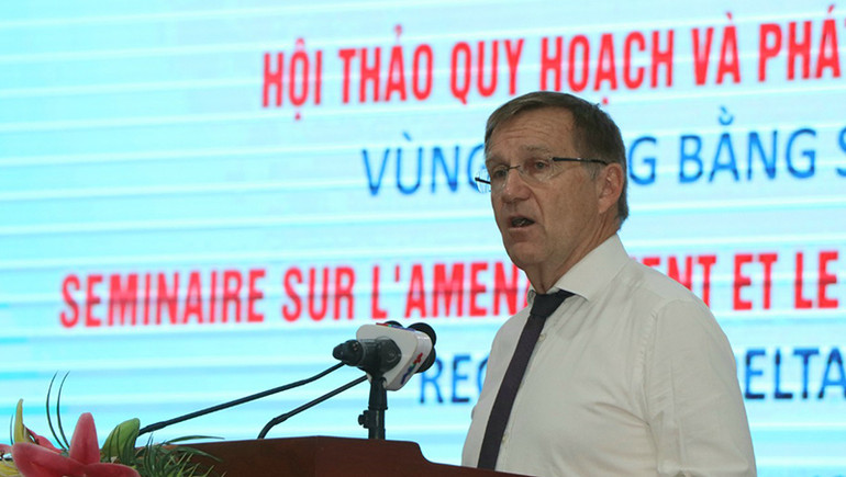 Ông Herve Conan, Giám đốc Cơ quan phát triển Pháp (AFD) tại Việt Nam chia sẻ tại Hội thảo.