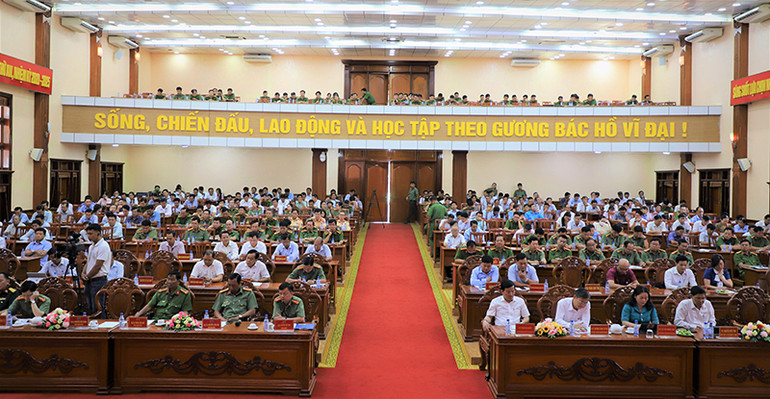 Quang cảnh hội nghị.