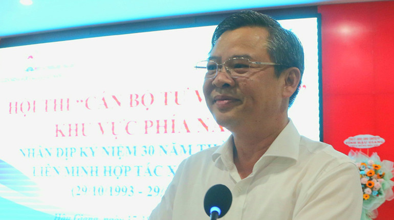 Ông Trương Cảnh Tuyên, Phó Chủ tịch Thường trực Ủy ban nhân dân tỉnh Hậu Giang, phát biểu tại hội thi.