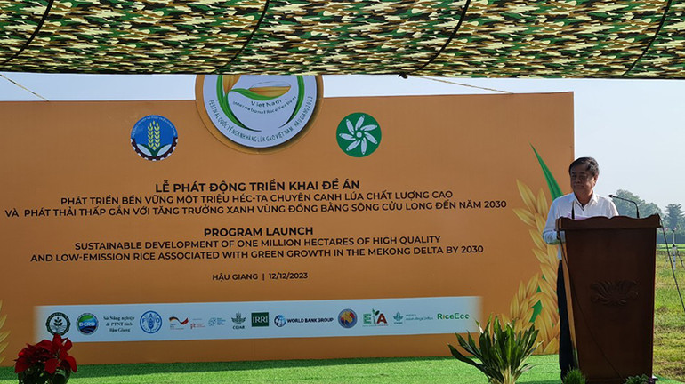 Bộ trưởng Lê Minh Hoan phát biểu tại buổi lễ phát động.