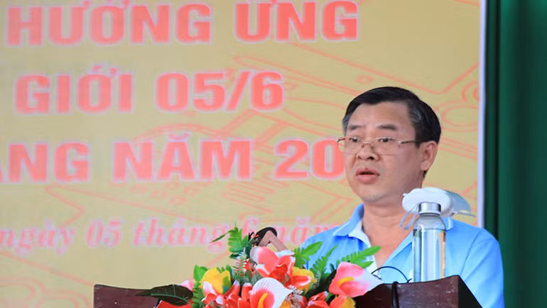 Phó Chủ tịch Thường trực Ủy ban nhân dân tỉnh Hậu Giang Trương Cảnh Tuyên phát biểu tại buổi lễ.